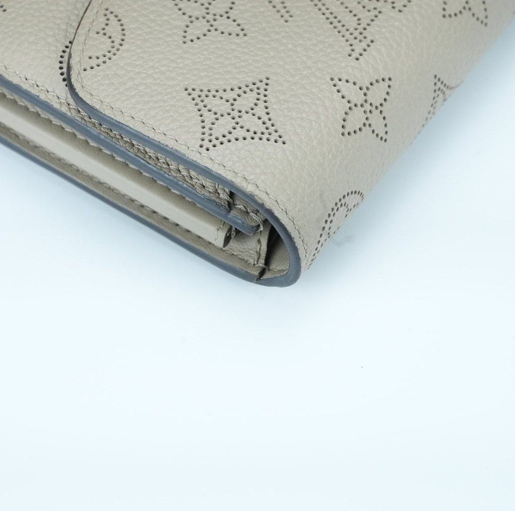 LOUIS VUITTON Mahina Portefeuille Iris Long Wallet M60144 Beige
