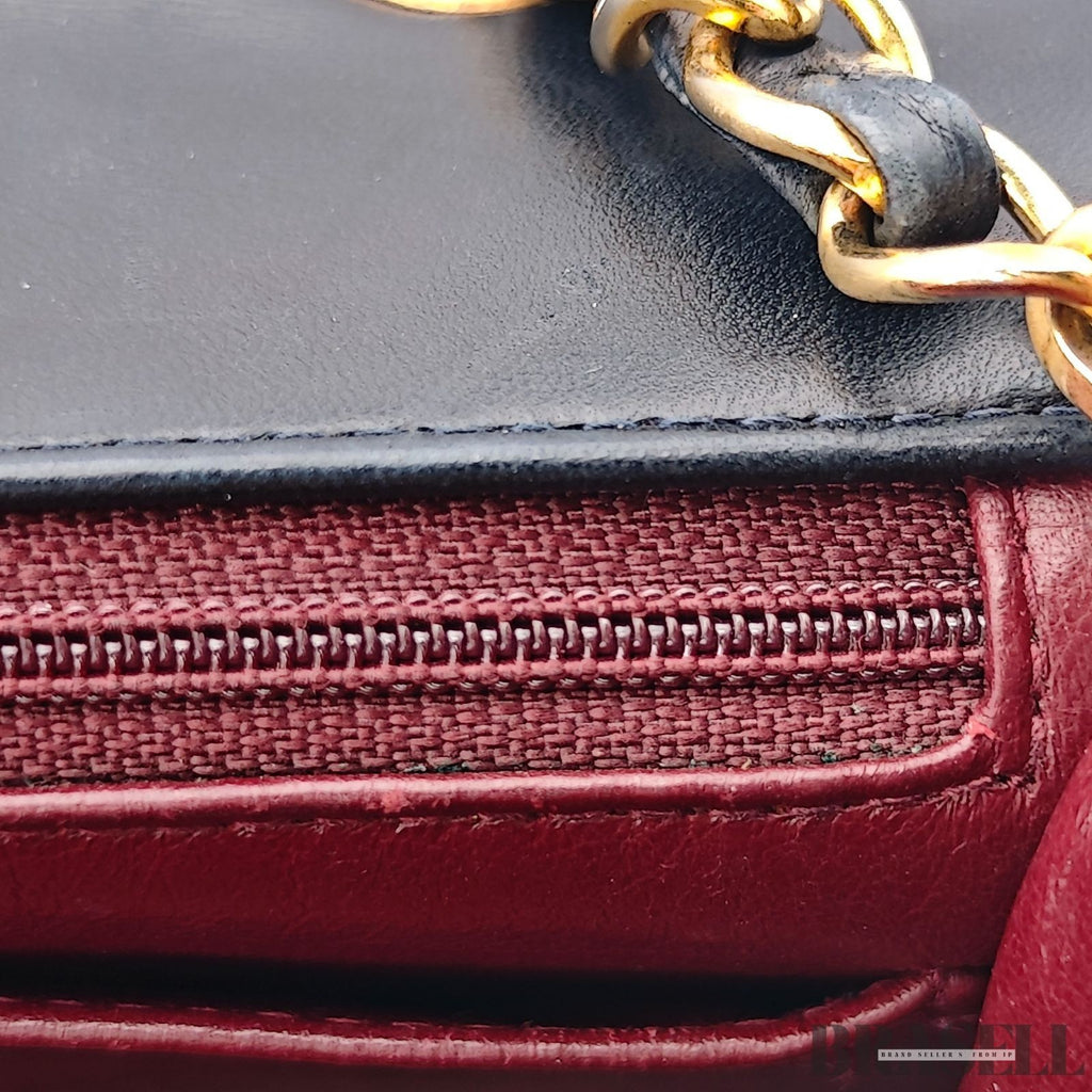 Chanel Diana 25 Bag Handbag Matelassé Flap Black Lambskin Women’s Guarantee Card