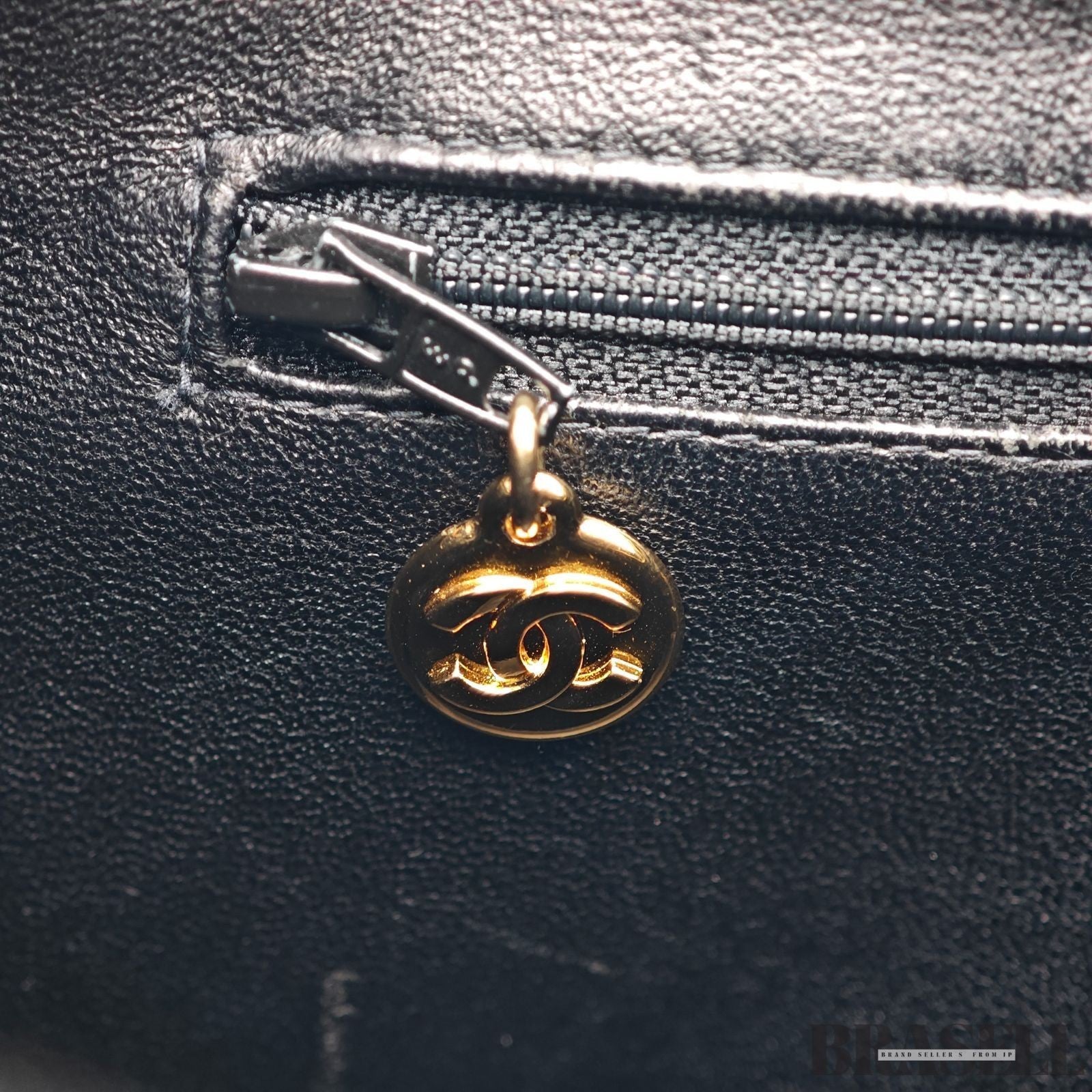Chanel caviar skin A01804 Coco Mark Tote Bag Handbag Black Women Guarantee Card