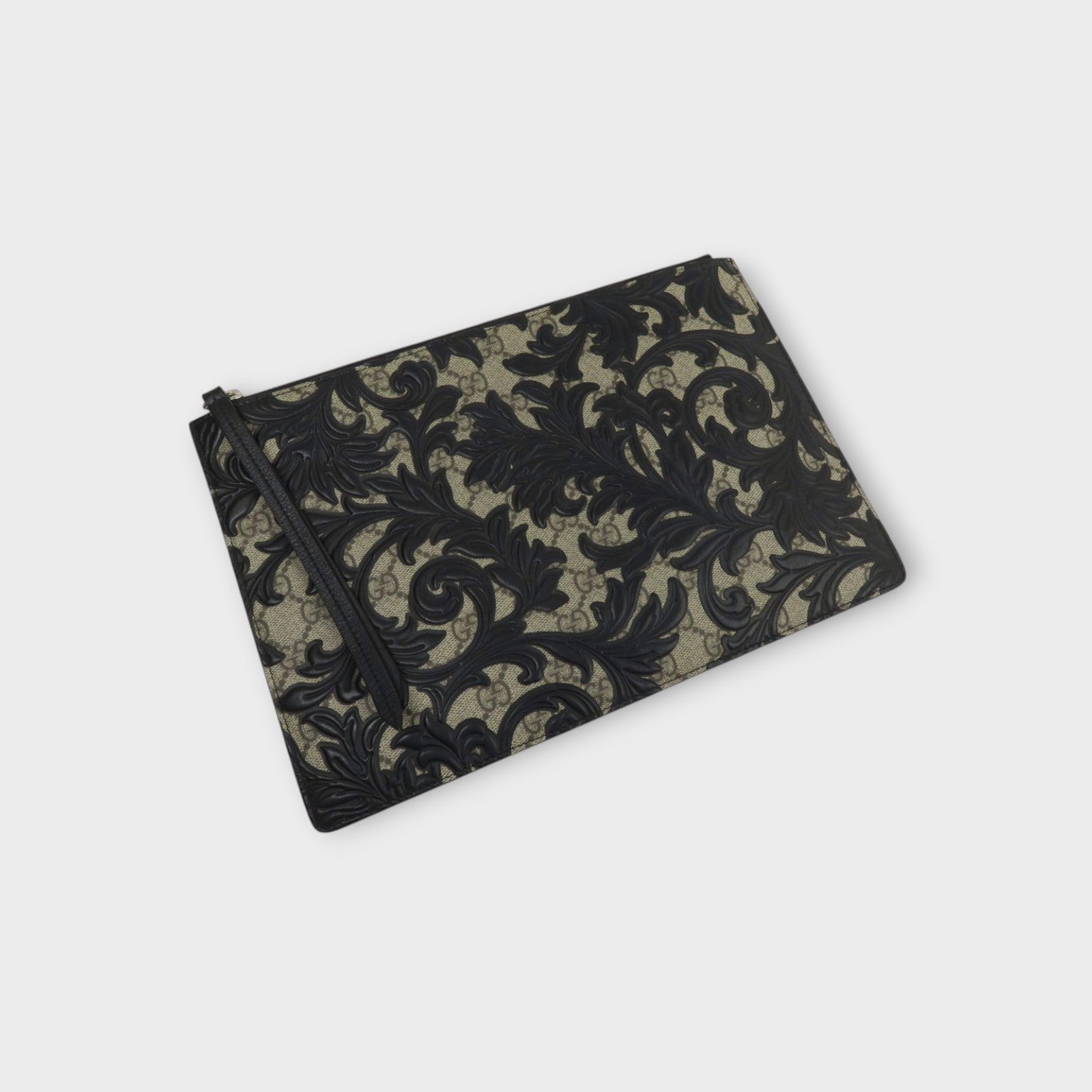 GUCCI GG Supreme Arabesque Clutch Bag 410810