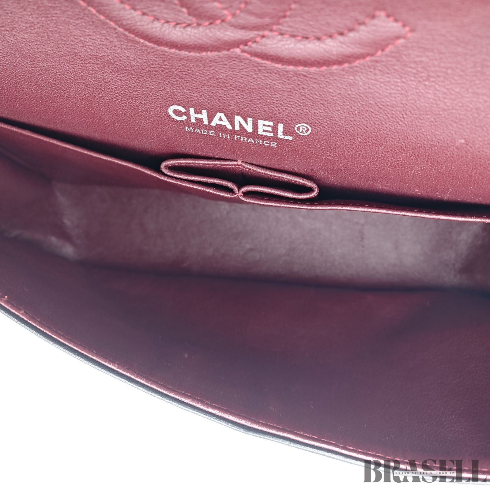 CHANEL Matelasse Classic Flap 25 A01112 Black Shoulder Bag w/ Dust Bag Card