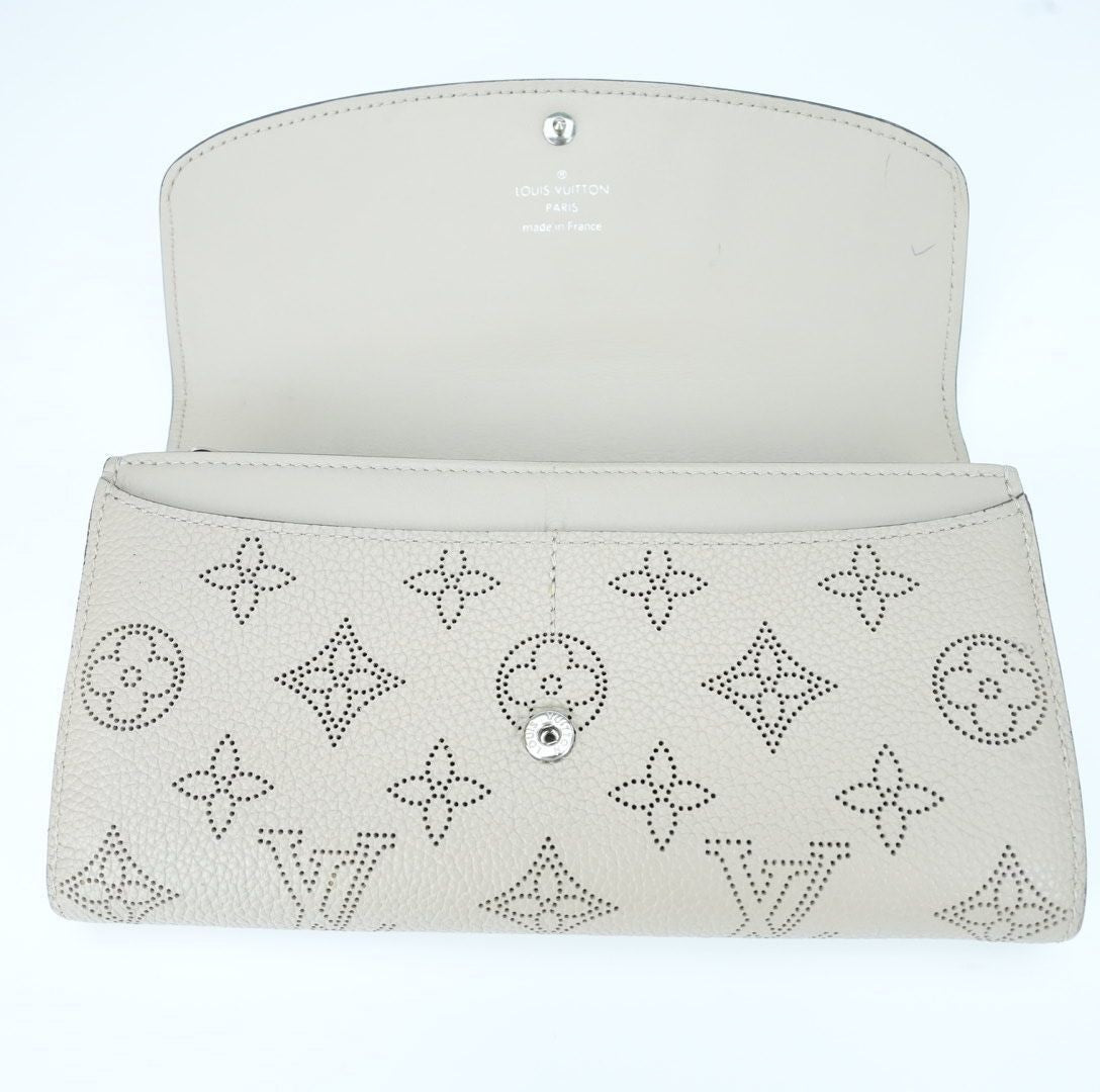 LOUIS VUITTON Mahina Portefeuille Iris Long Wallet M60144 Beige