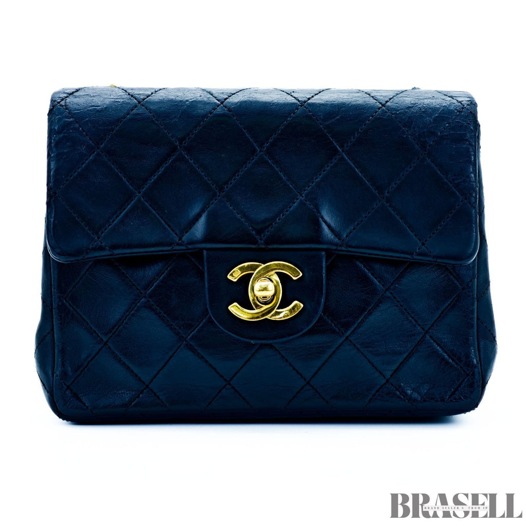 Chanel Mini Matelassé Lambskin Chain Shoulder Bag A01115 Flap Black Woman
