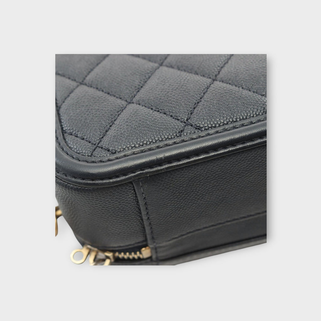CHANEL CC Filigree Matelasse Shoulder Bag Navy Leather