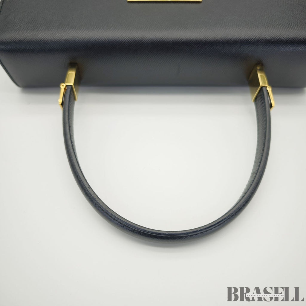 Ferragamo Gancini 2-Way Shoulder Bag Tote Bag Black with Shoulder Strap