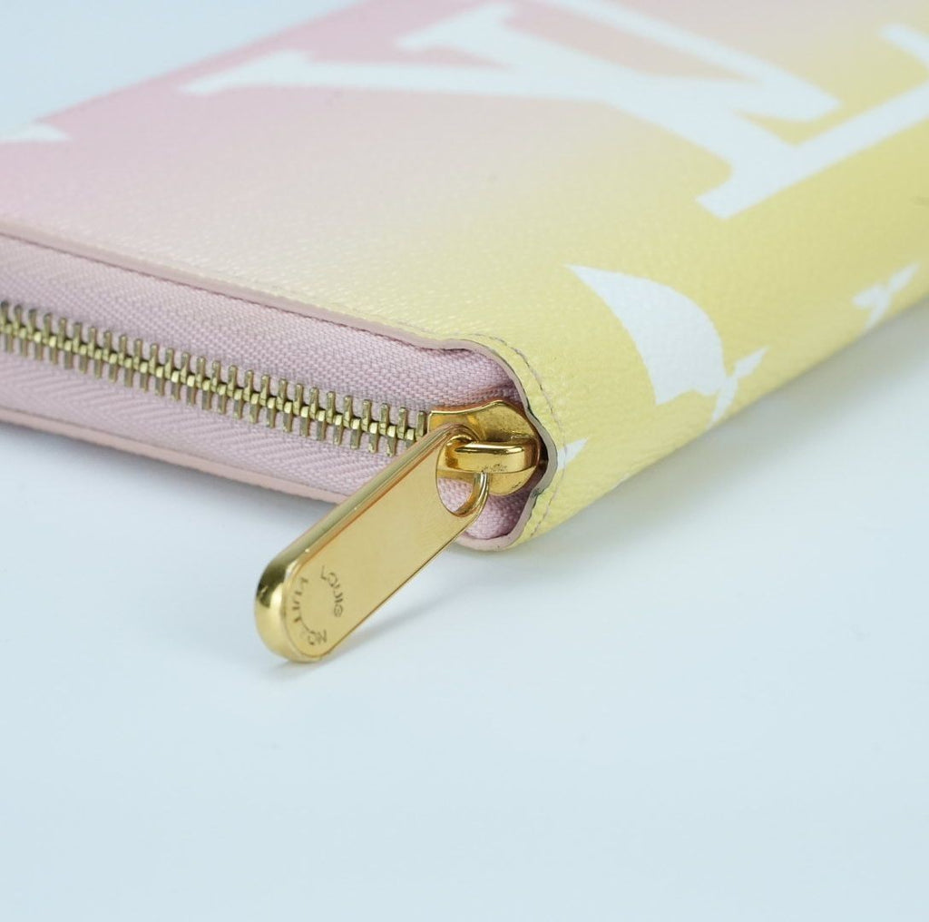 LOUIS VUITTON By the Pool Zippy Wallet M80361 Long Wallet Light Pink