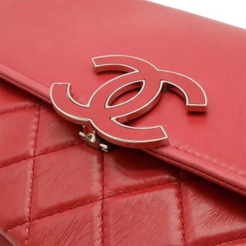 CHANEL Hamptons Coco Mark Chain Shoulder Bag Lambskin Leather Red