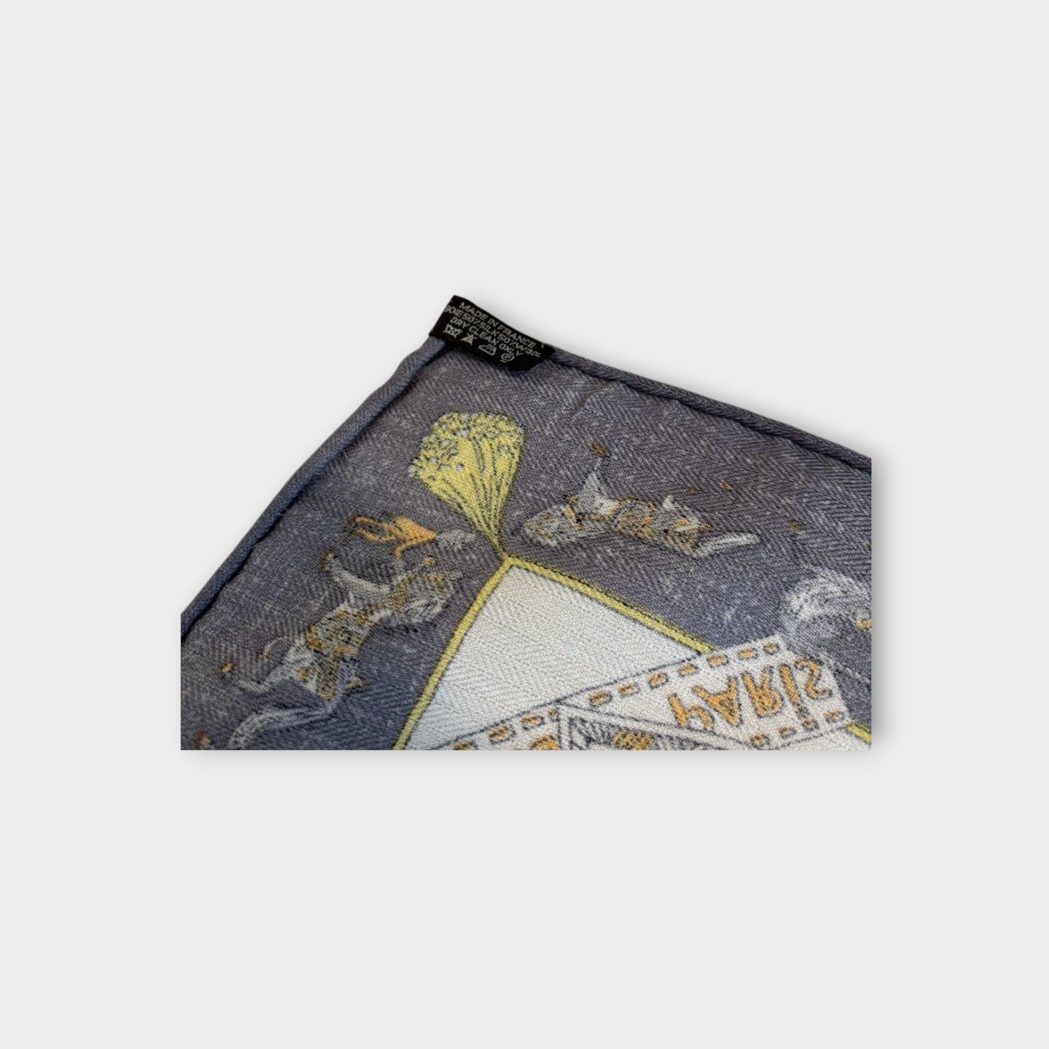 Hermès Carré 140 Herringbone "Jardin de la Maharani" Silk Scarf Bandana 【S】