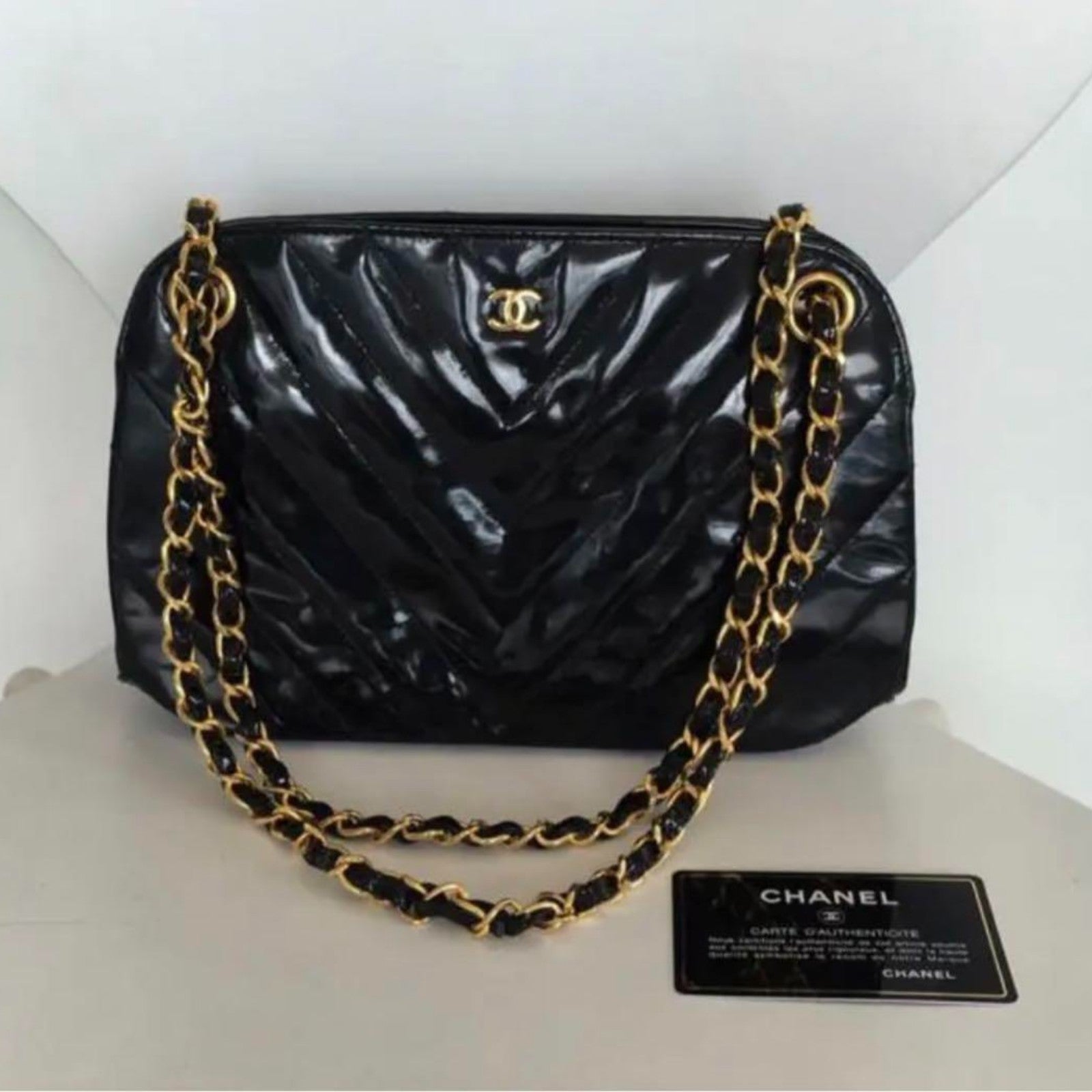 CHANEL Shoulder Bag Leather Rare Clasp Enamel Vintage
