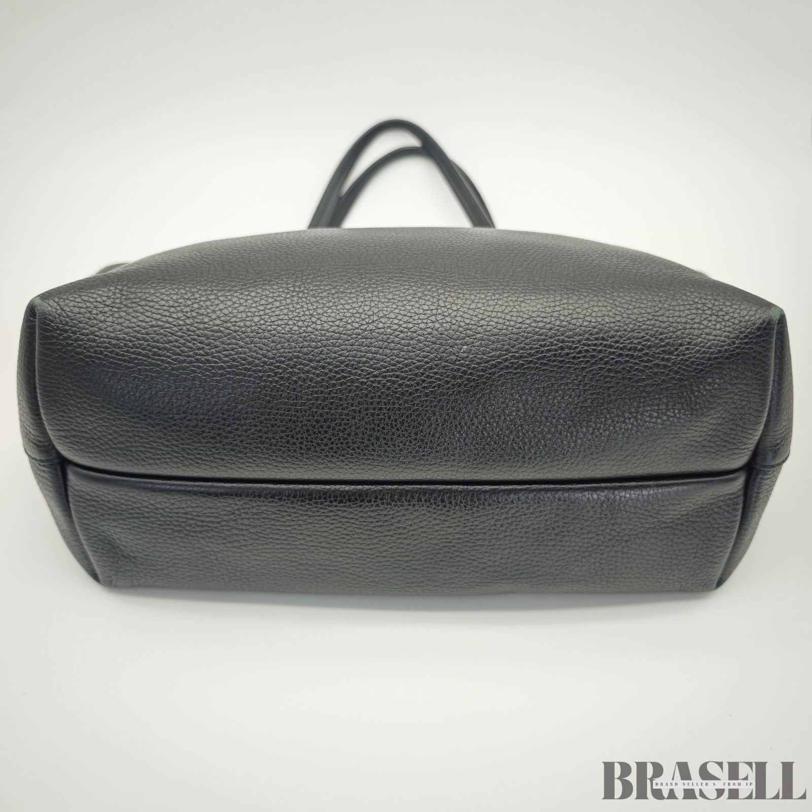 Ferragamo Gancini Tote Bag Black color Leather Women's