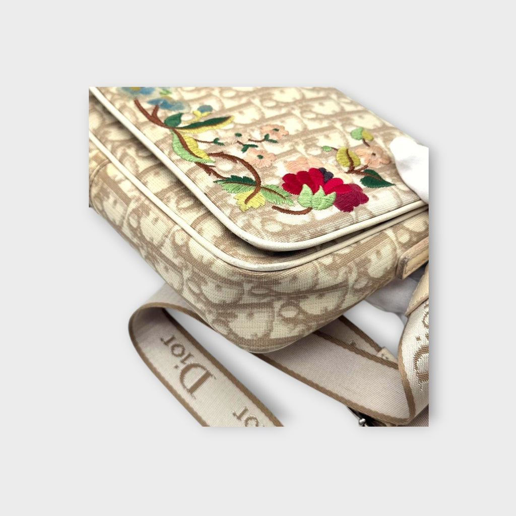 Dior Trotter Flower Embroidery Shoulder Bag CD Hardware Canvas Leather Beige 【B】