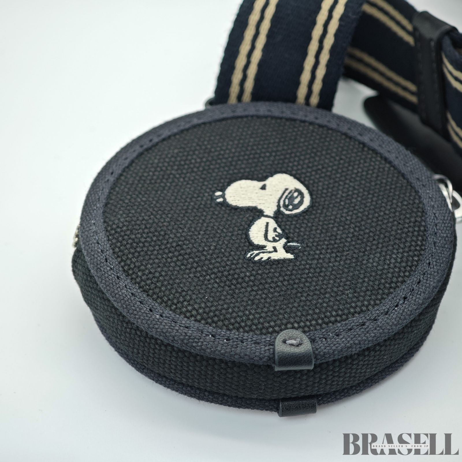 COACH Cargo Camera Bag with Snoopy Print Compact Bag Black