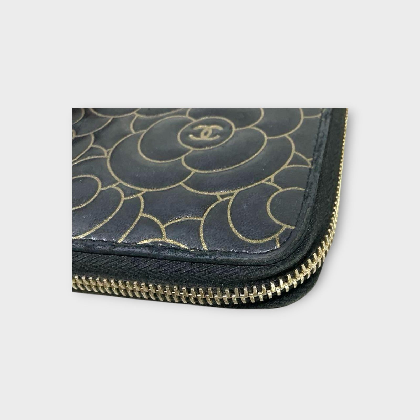 CHANEL Camellia Zippy Long Wallet with Gold Line and Coco Mark