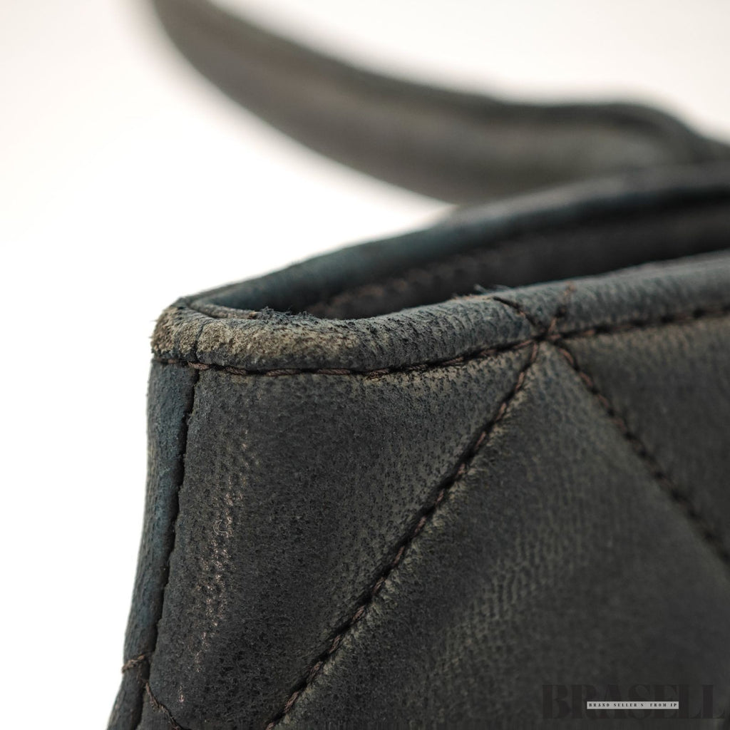 CHANEL Caviar Skin Black Tote Bag Handbag CC Logo with Warranty Card