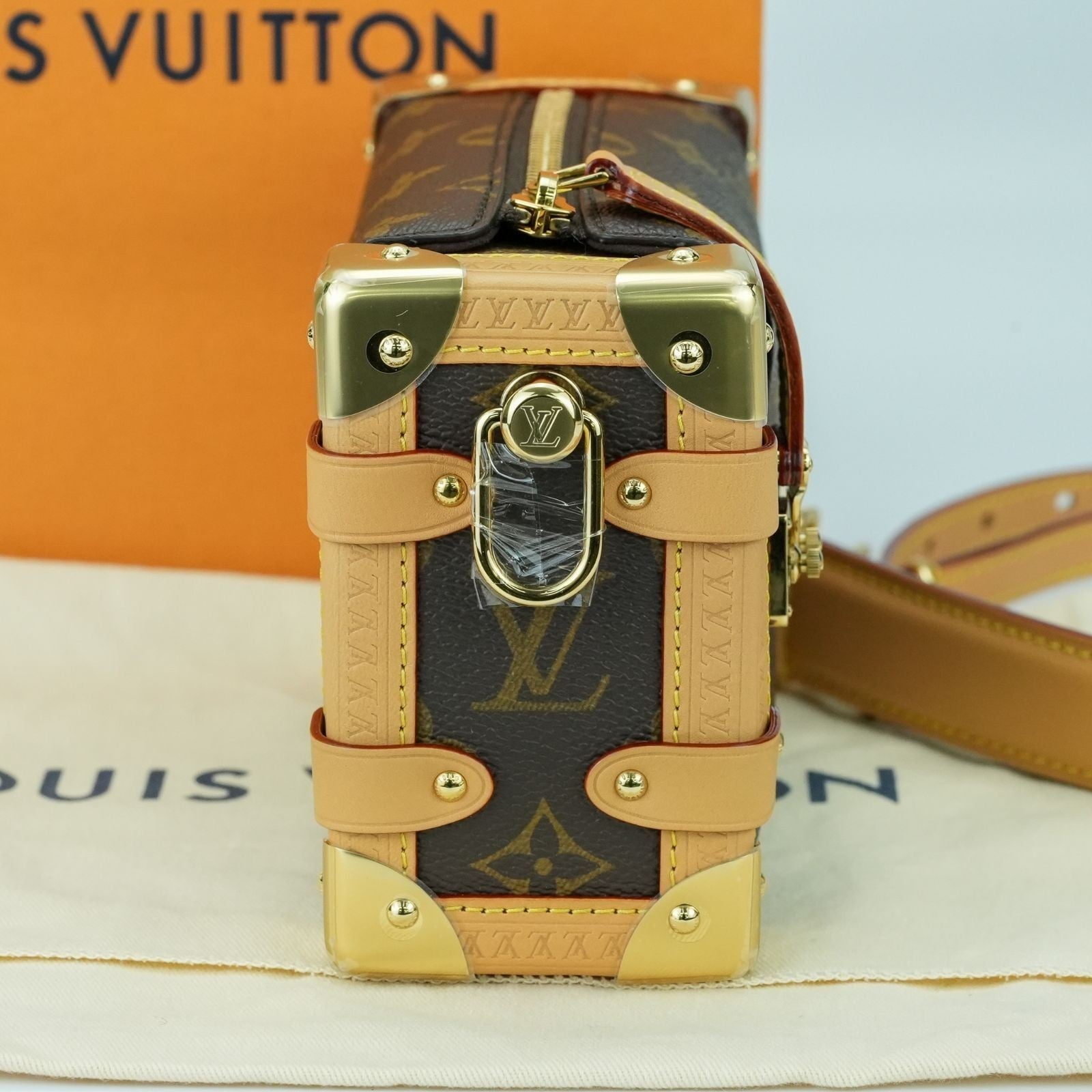 LOUIS VUITTON Monogram Side Trunk PM M46815 Shoulder Bag