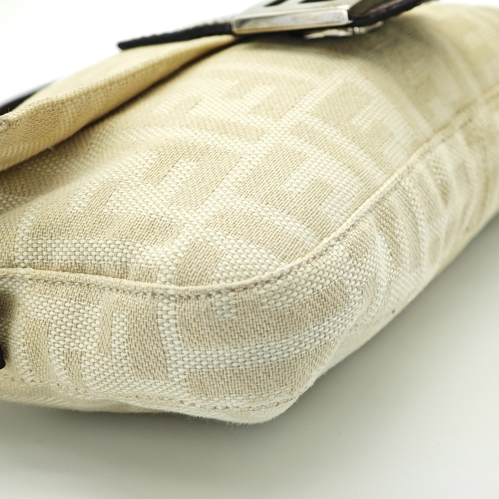 FENDI Mamma Bucket Handbag Canvas and Leather Beige Women's