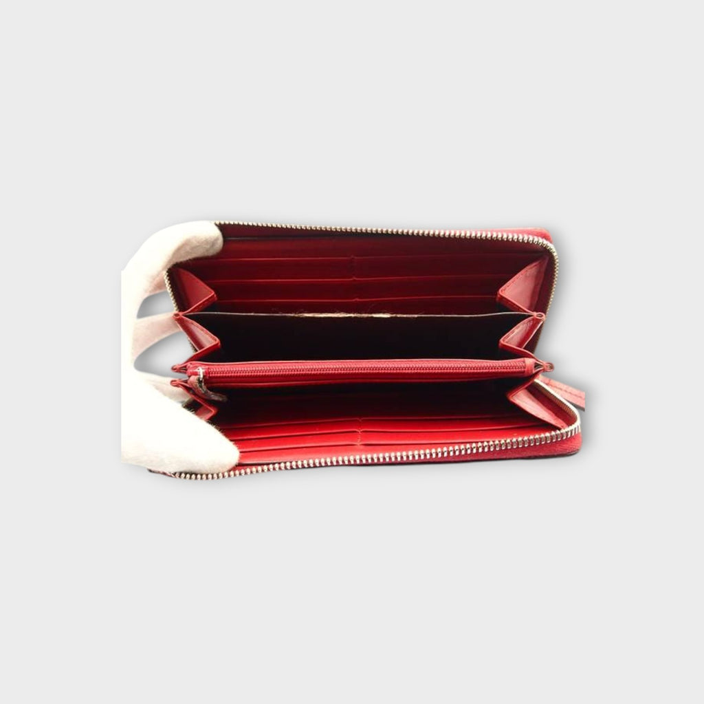 GUCCI Zip Around Arabesque Bag in Beige and Hibiscus Red GG Supreme