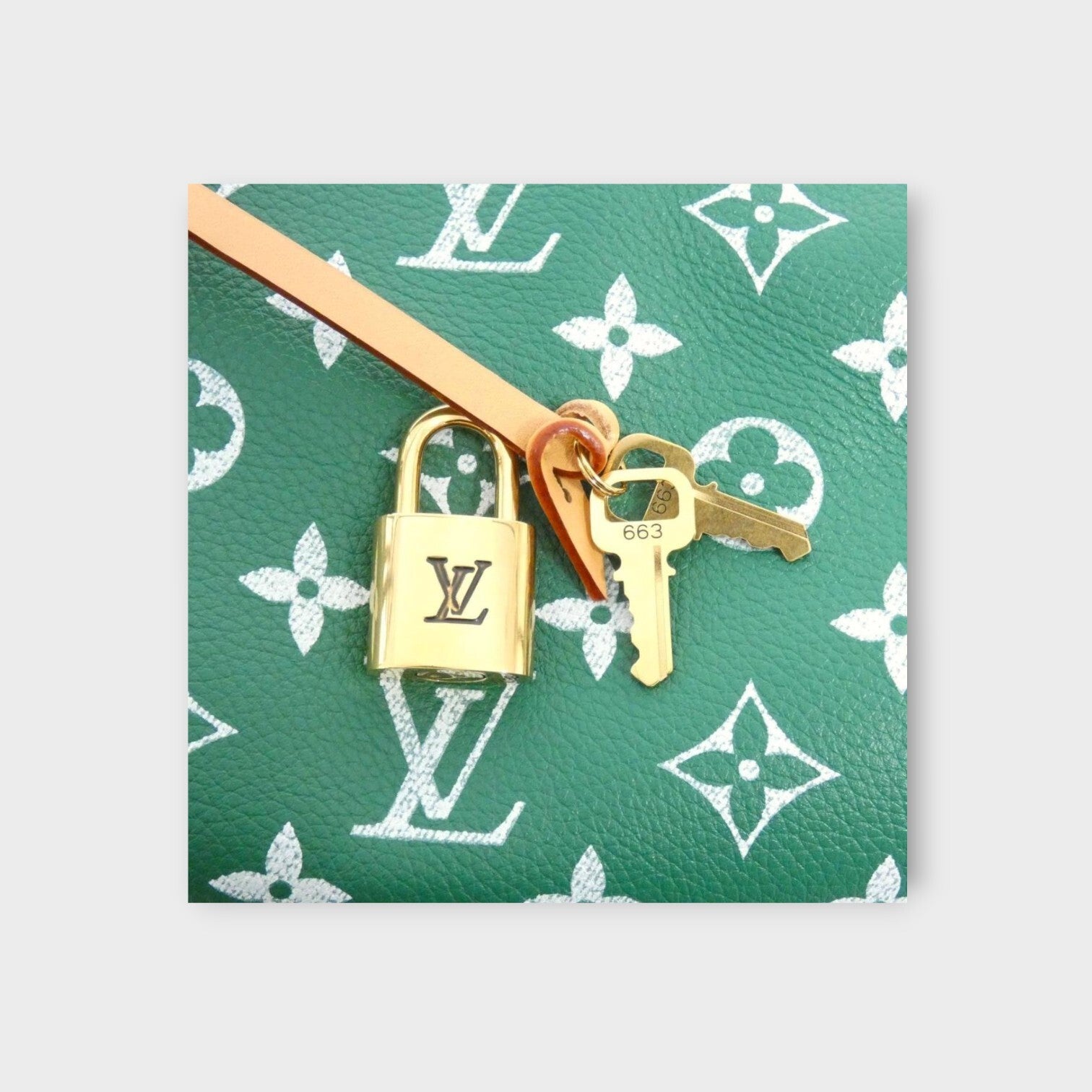 Louis Vuitton Monogram Speedy P9 Bandoulière 25cm Boston Bag M24423 Green 【A】