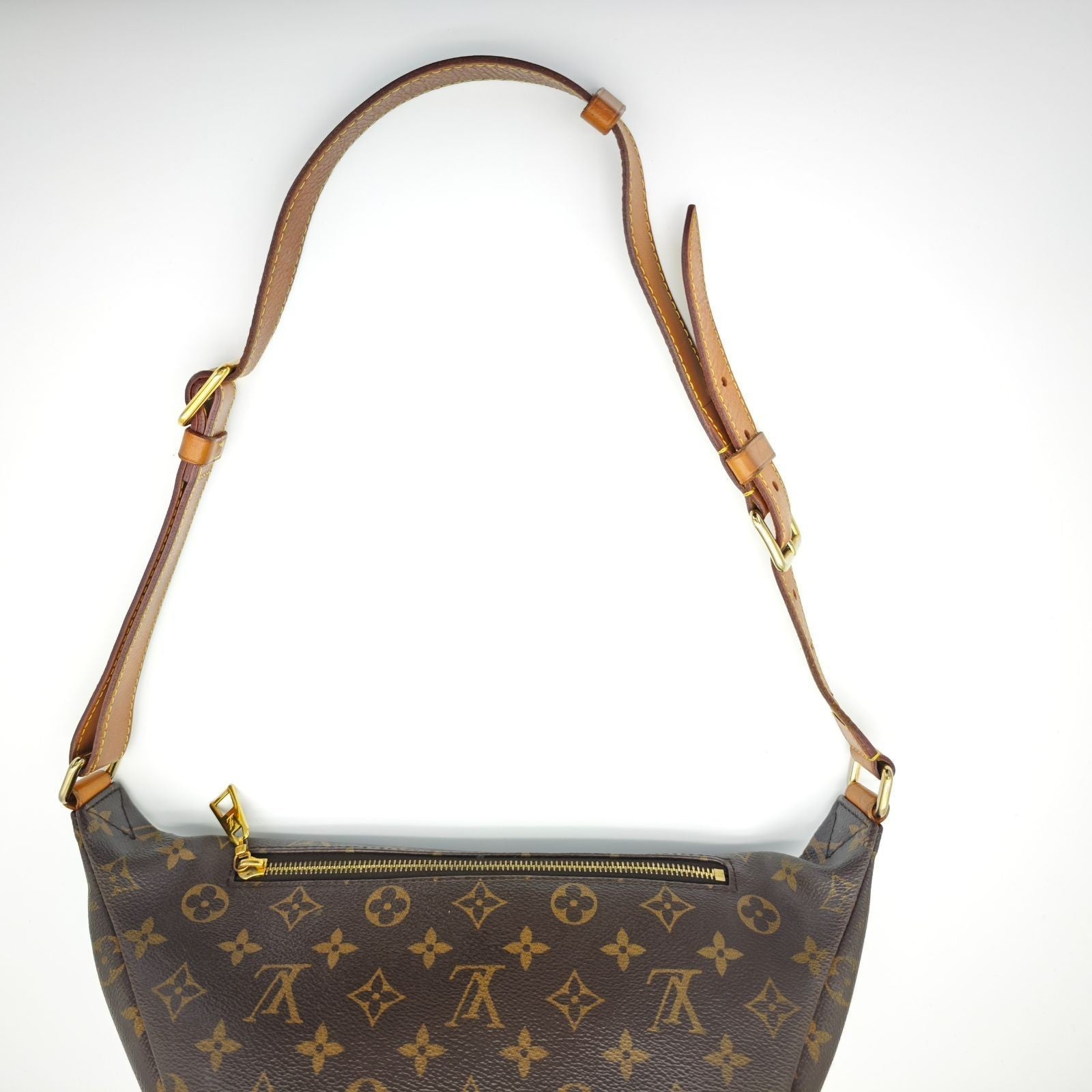 Louis Vuitton Monogram Canvas Body Bag M43644 Brown