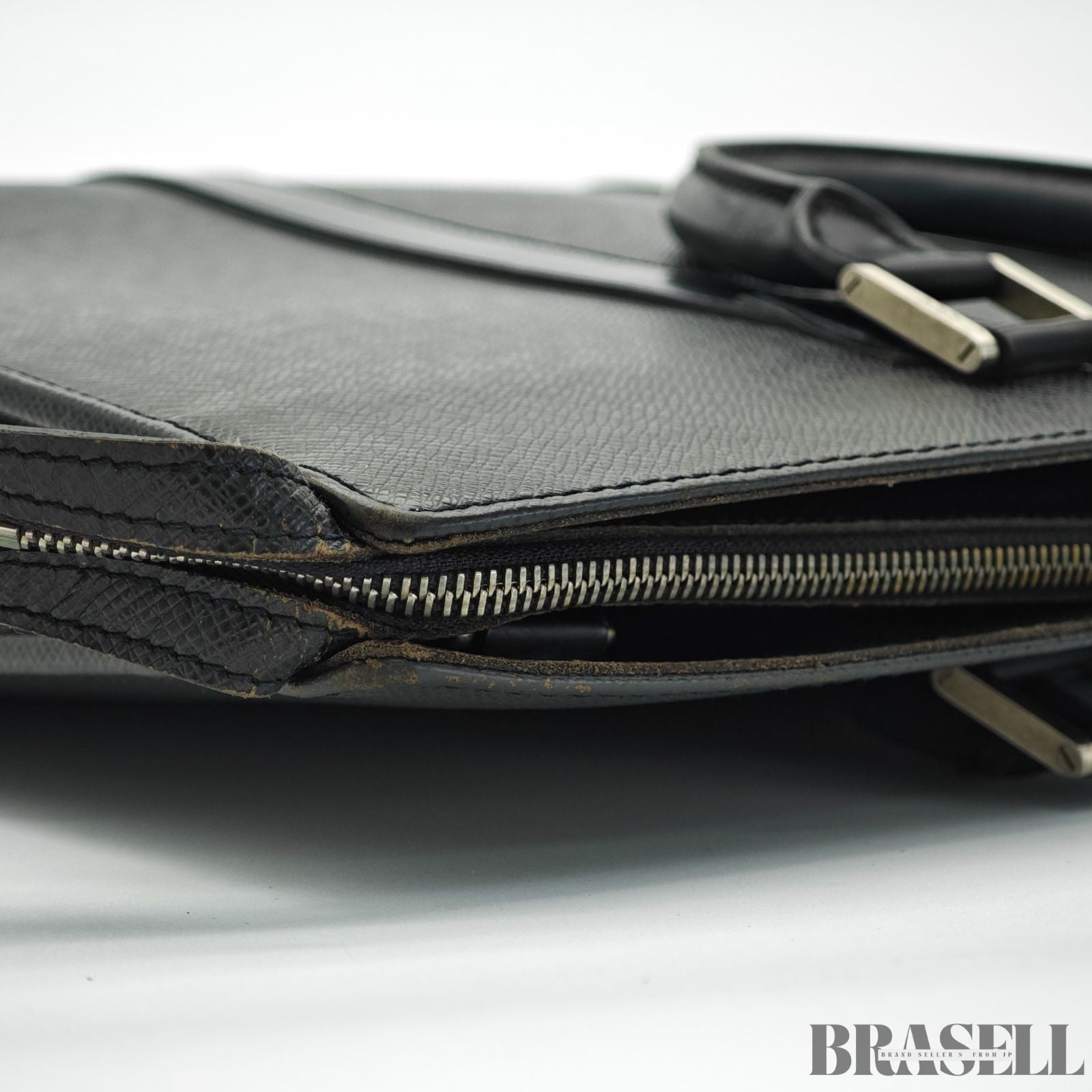 LOUIS VUITTON Taiga Porte-Documents Rosan M30052 Black Briefcase Men and Women