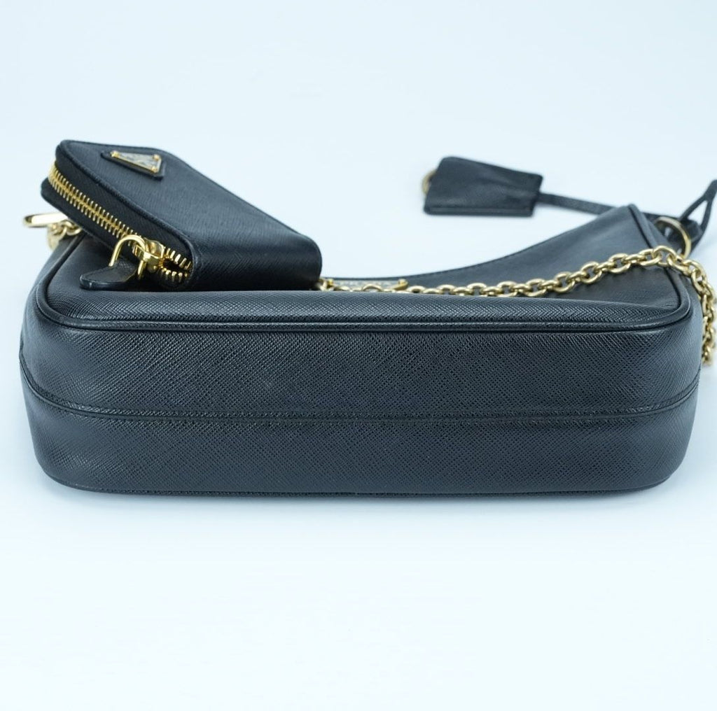 Prada Re-Edition 2005 Saffiano Leather Shoulder Bag in Black with Gold Hardware