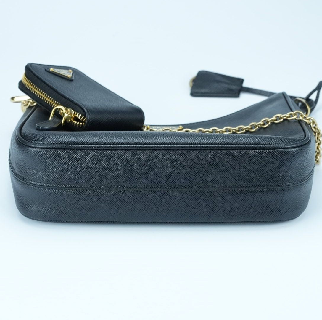 Prada Re-Edition 2005 Saffiano Leather Shoulder Bag in Black with Gold Hardware