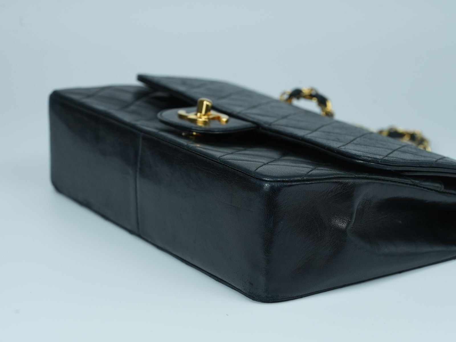 CHANEL Matelasse 25 Double Flap Vintage Chain Shoulder Bag Black Gold