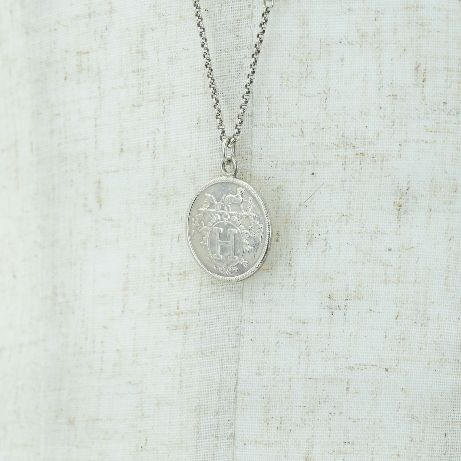 HERMES Ex Libris MM Necklace Coin Silver for Women' Men's