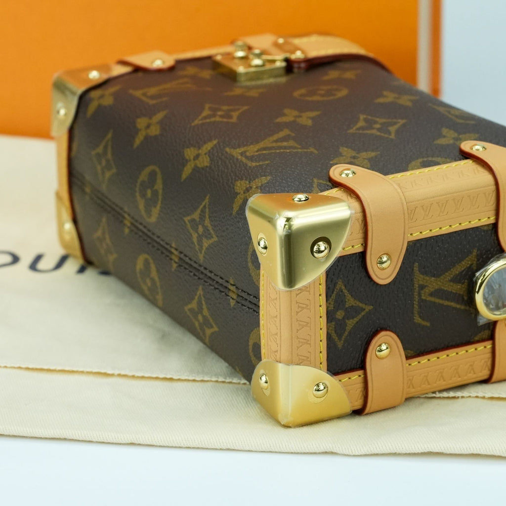 LOUIS VUITTON Monogram Side Trunk PM M46815 Shoulder Bag