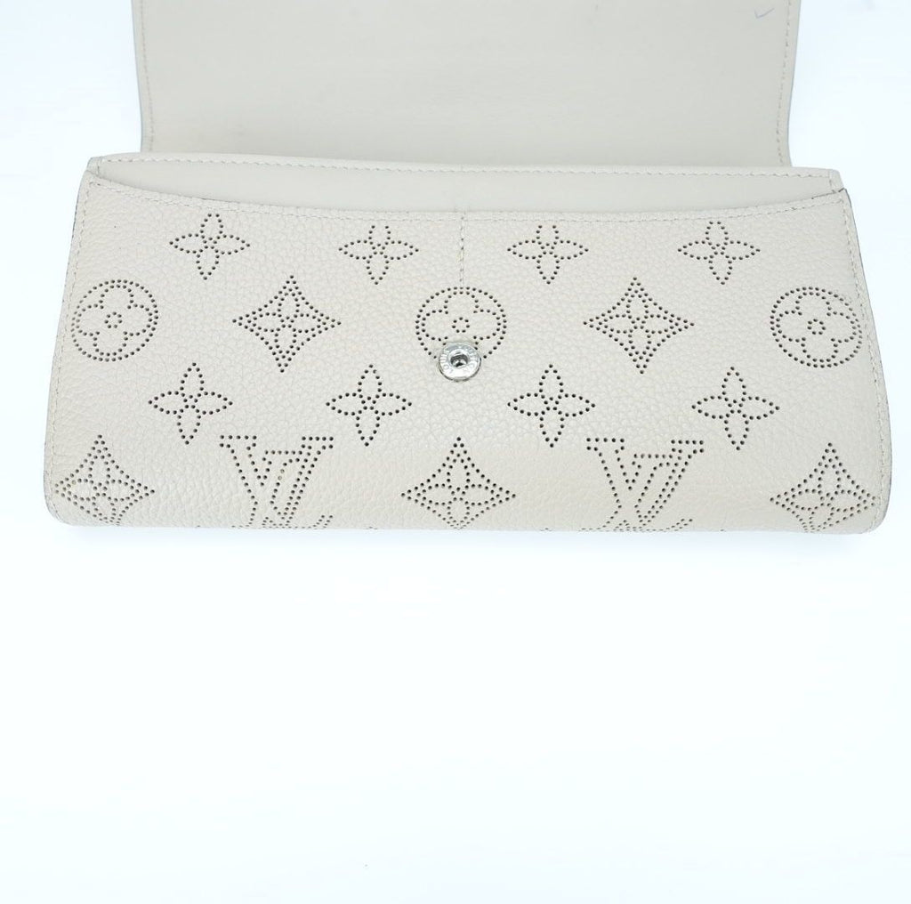LOUIS VUITTON Mahina Portefeuille Iris Long Wallet M60144 Beige