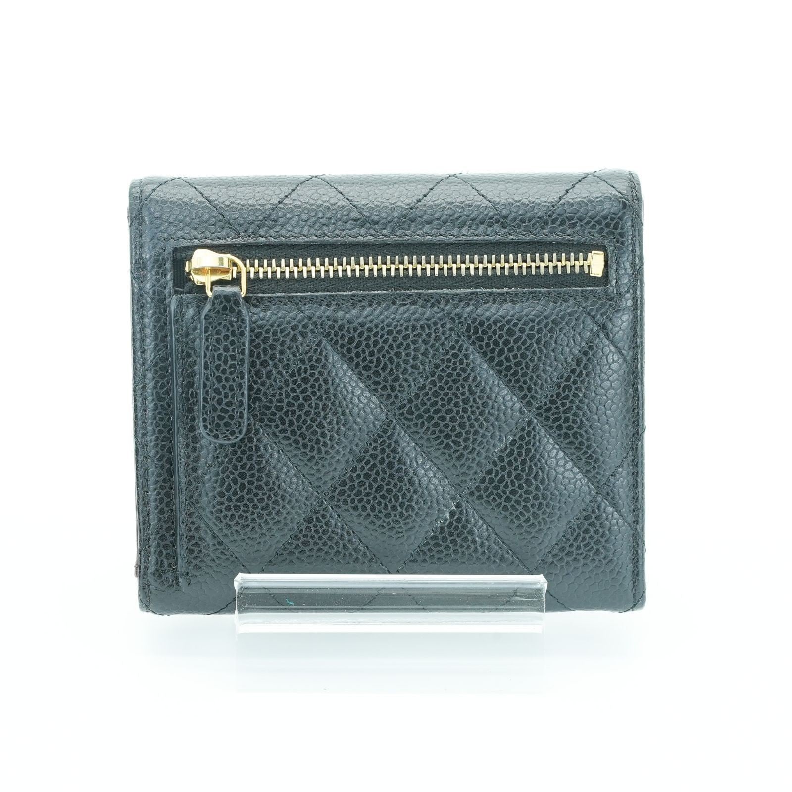 CHANEL Matelasse Bifold Wallet with Bill Compartment and Card Case Black