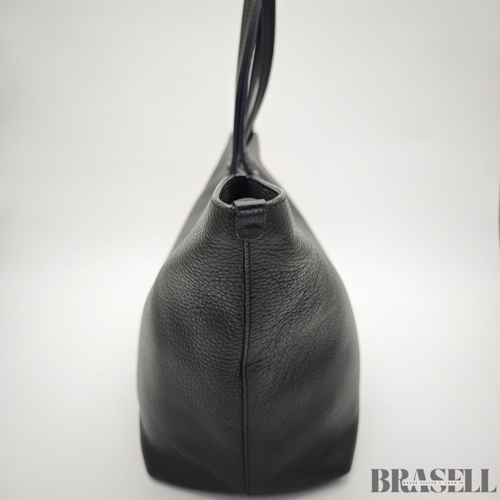 Ferragamo Gancini Tote Bag Black color Leather Women's