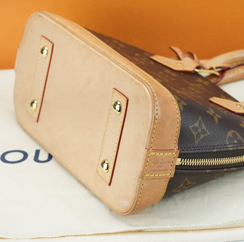 LOUIS VUITTON Monogram Alma BB Handbag M53152 Padlock Key