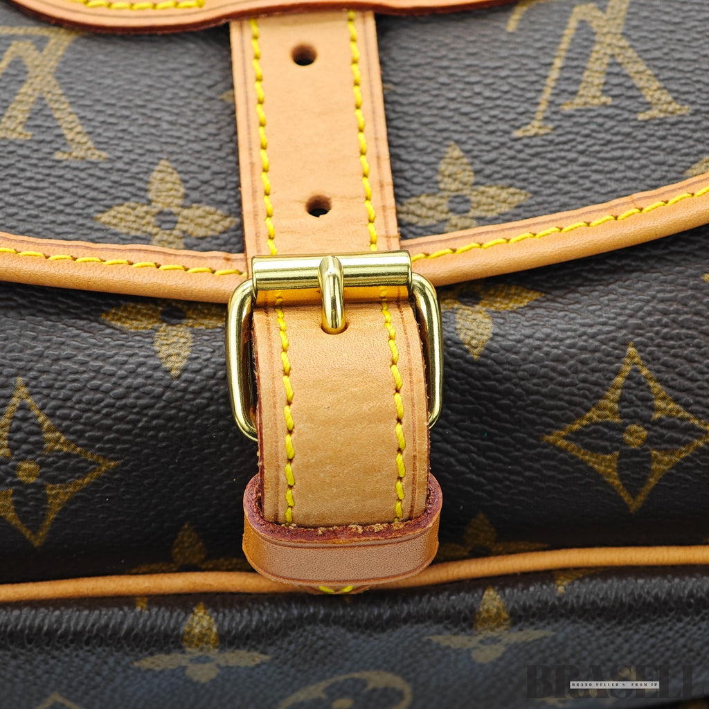 LOUIS VUITTON Saumur 30 Shoulder Bag M42256 Monogram Canvas Brown
