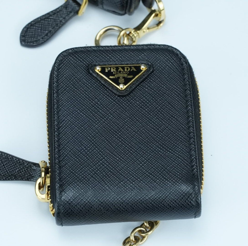 Prada Re-Edition 2005 Saffiano Leather Shoulder Bag in Black with Gold Hardware