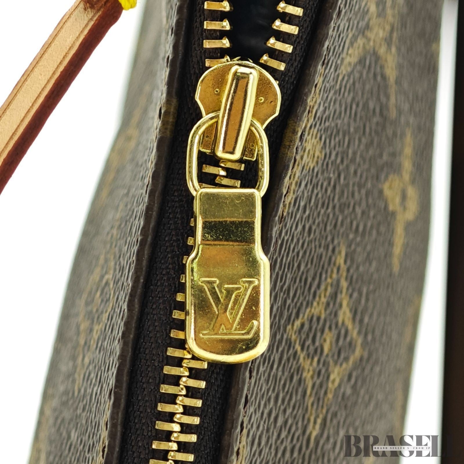 LOUIS VUITTON Pochette Accessoires M51980 Monogram Mini Handbag Brown Women’s