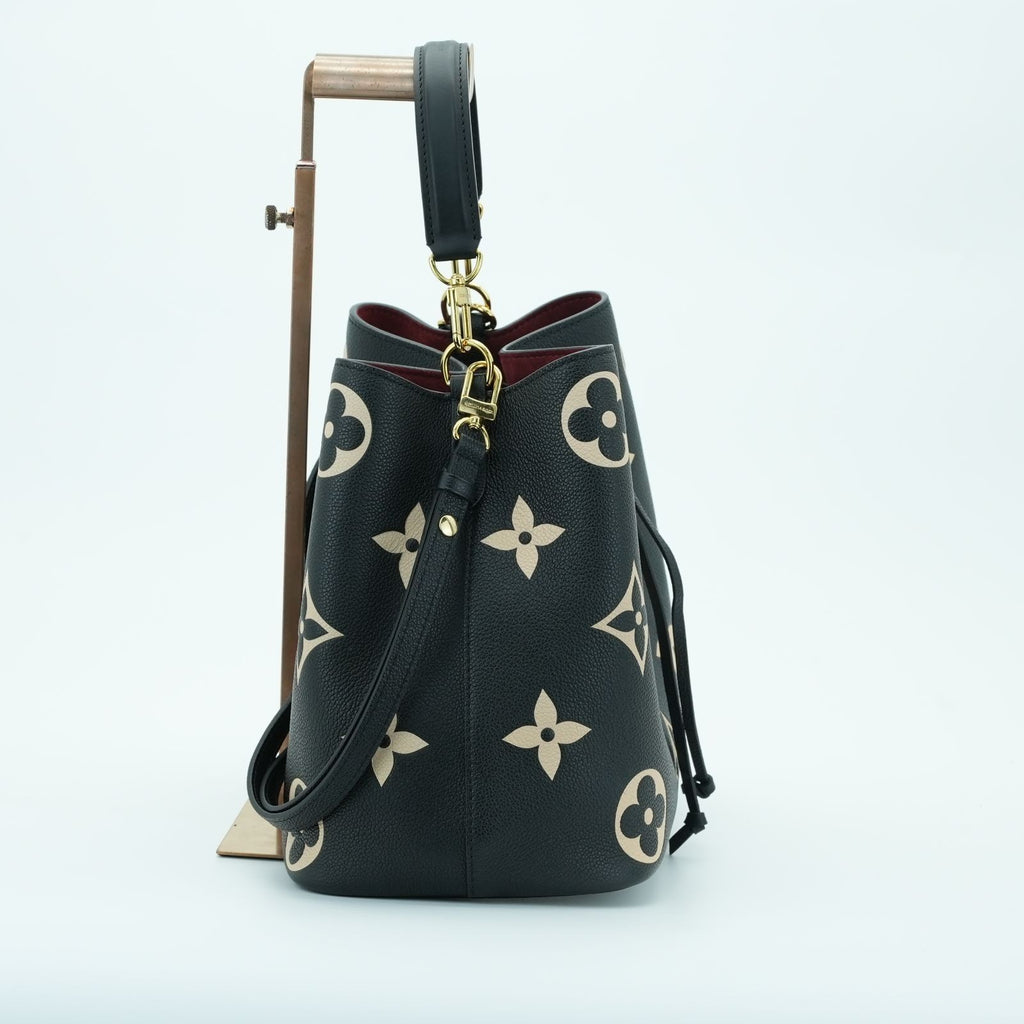 LOUIS VUITTON NeoNoe MM M45497 Handbag with Pouch 2-Way Shoulder Bag Black