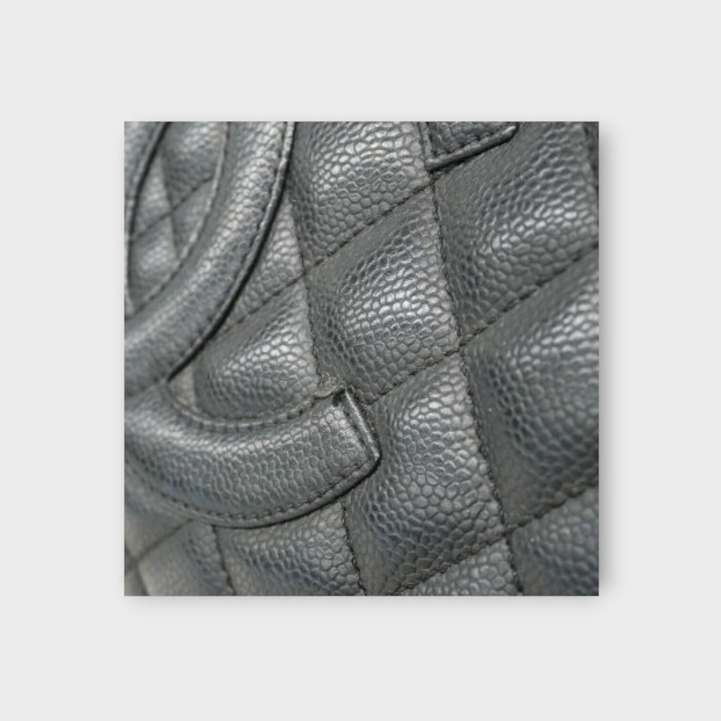 CHANEL Tote bag matrasse caviar skin black silver hardware chain