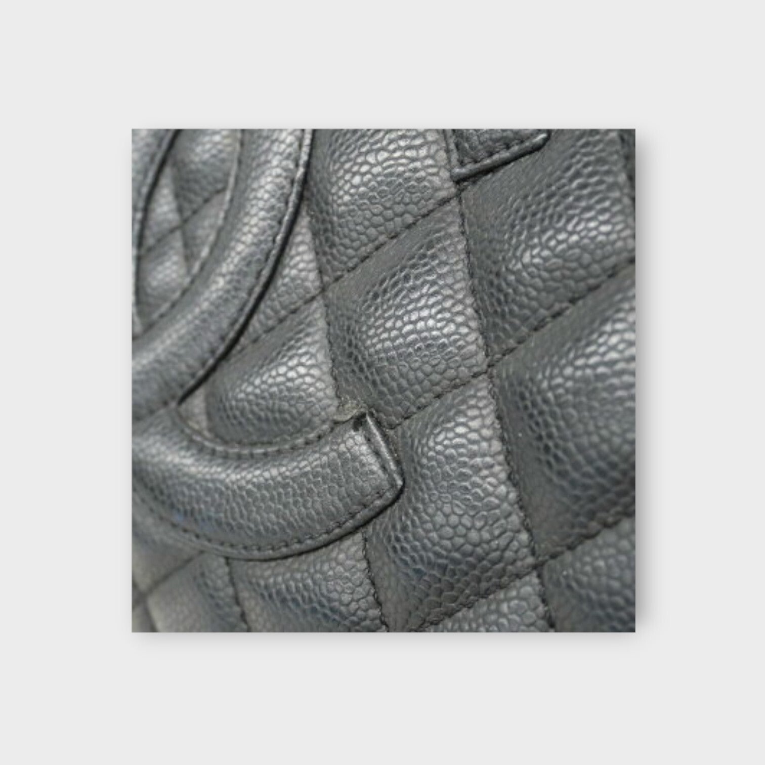 CHANEL Tote bag matrasse caviar skin black silver hardware chain