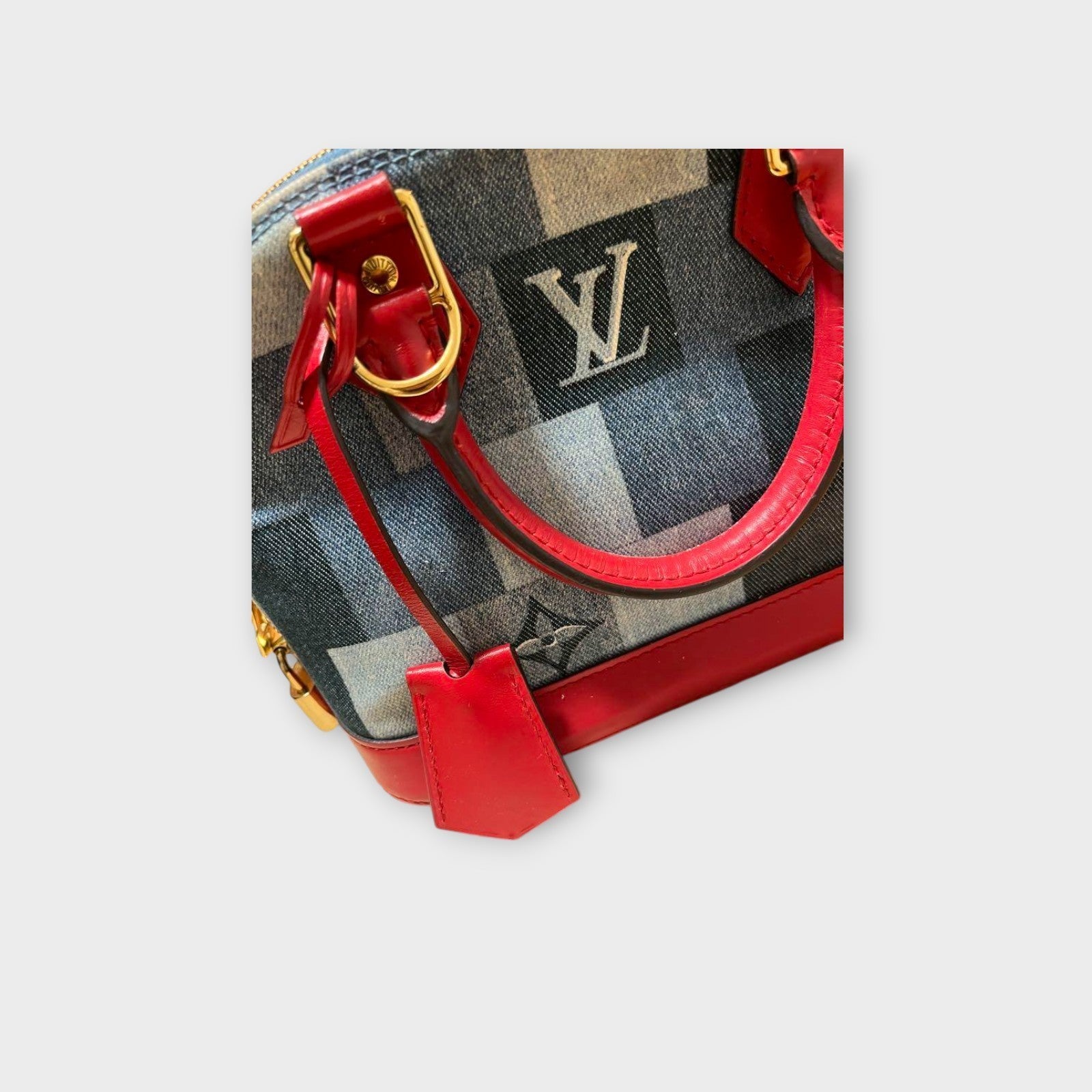 Louis Vuitton Alma BB 2-Way Shoulder Bag/Handbag Leather White M23761