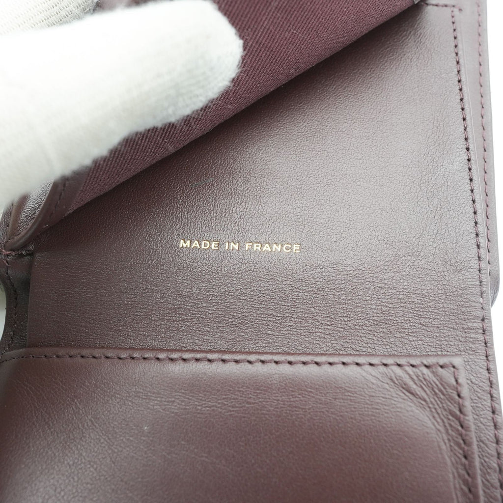 CHANEL Matelasse Bifold Wallet with Bill Compartment and Card Case Black