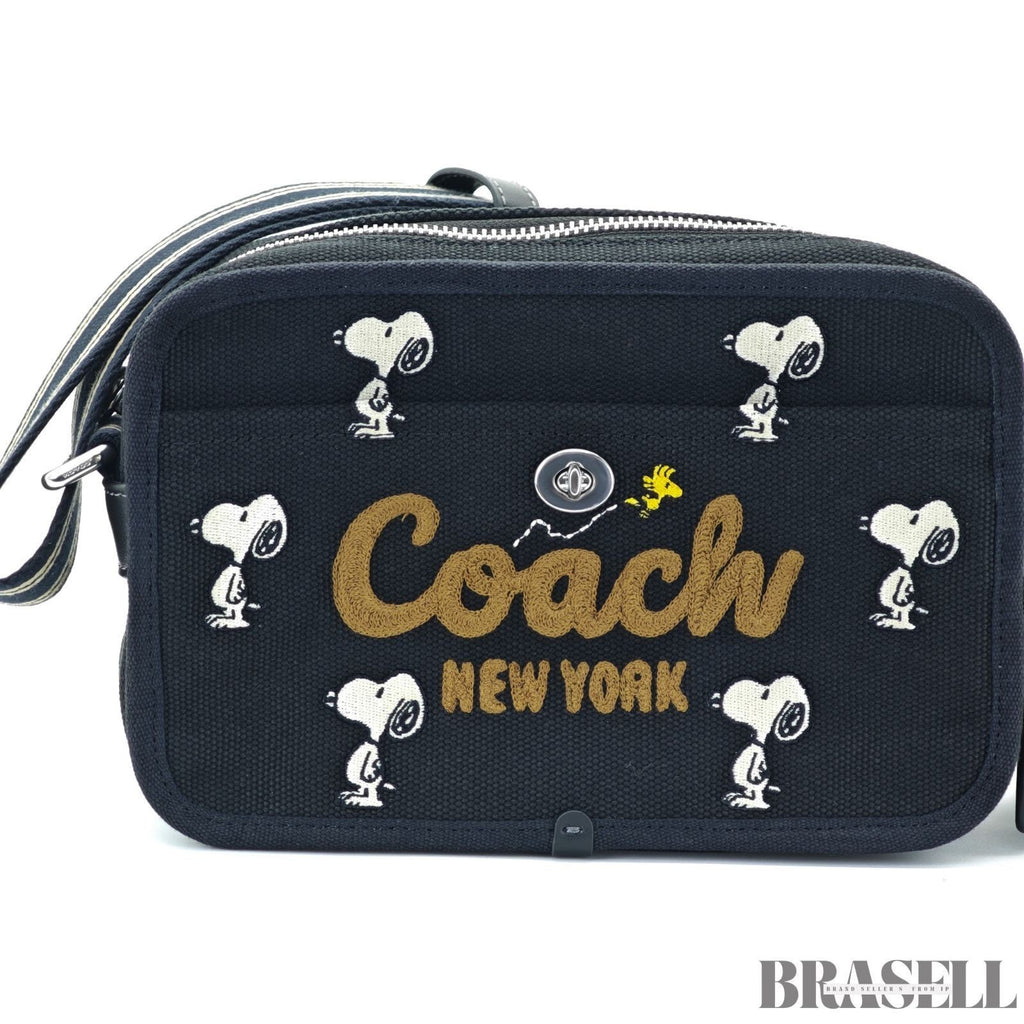 COACH Cargo Camera Bag with Snoopy Print Compact Bag Black