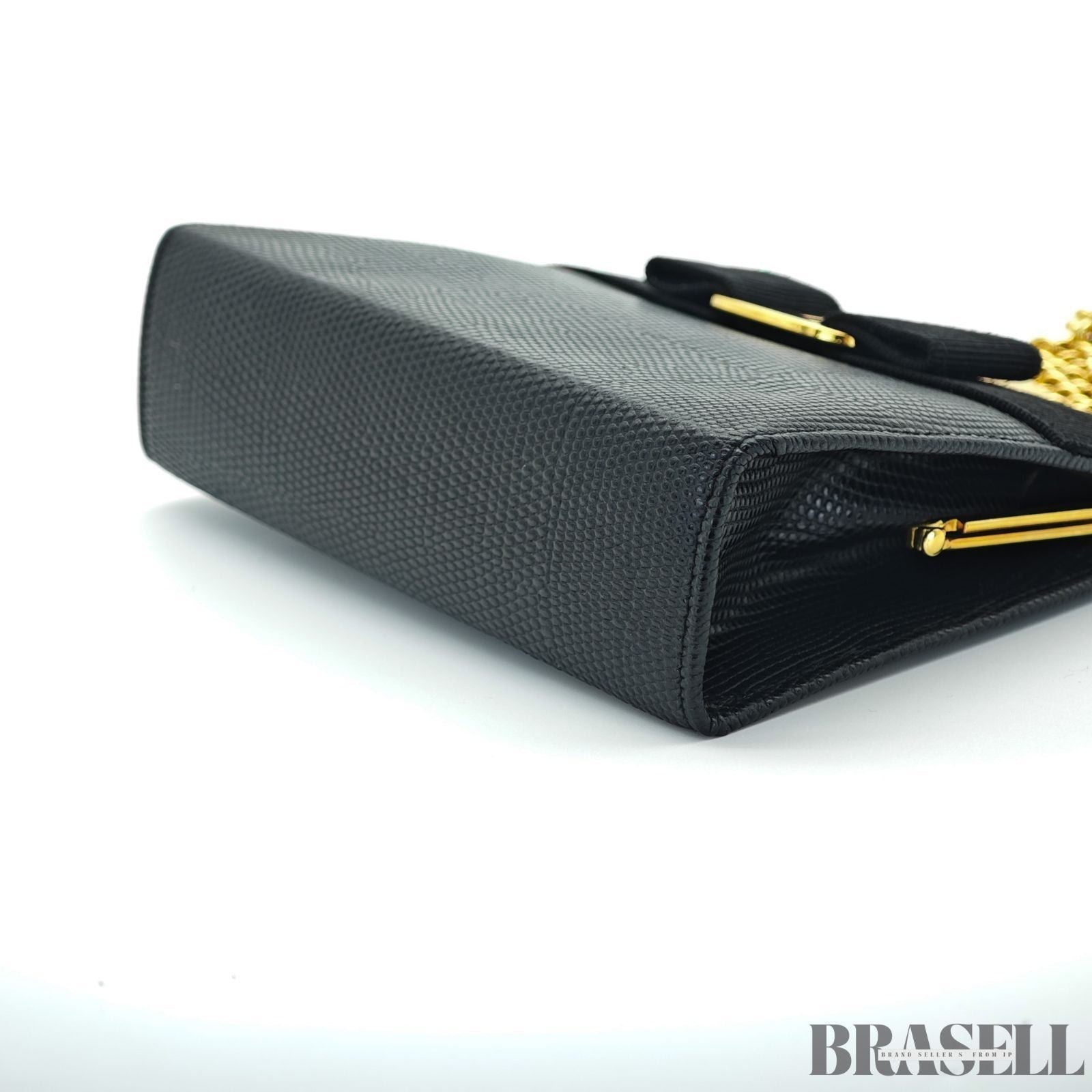 Salvatore Ferragamo Vara Ribbon 22-3054 Embossed Compact Shoulder Bag Black