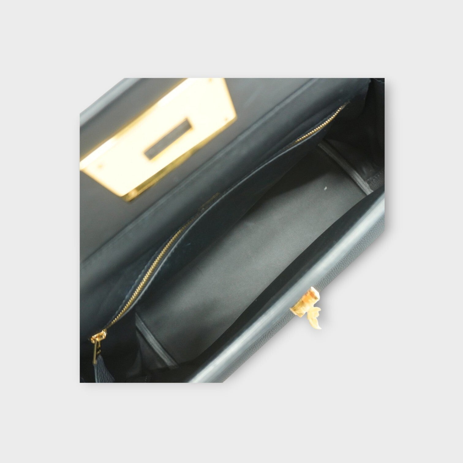 Hermès Handbag Vingt Quatre 29 Togo Black Gold Hardware Y Stamp 【A】