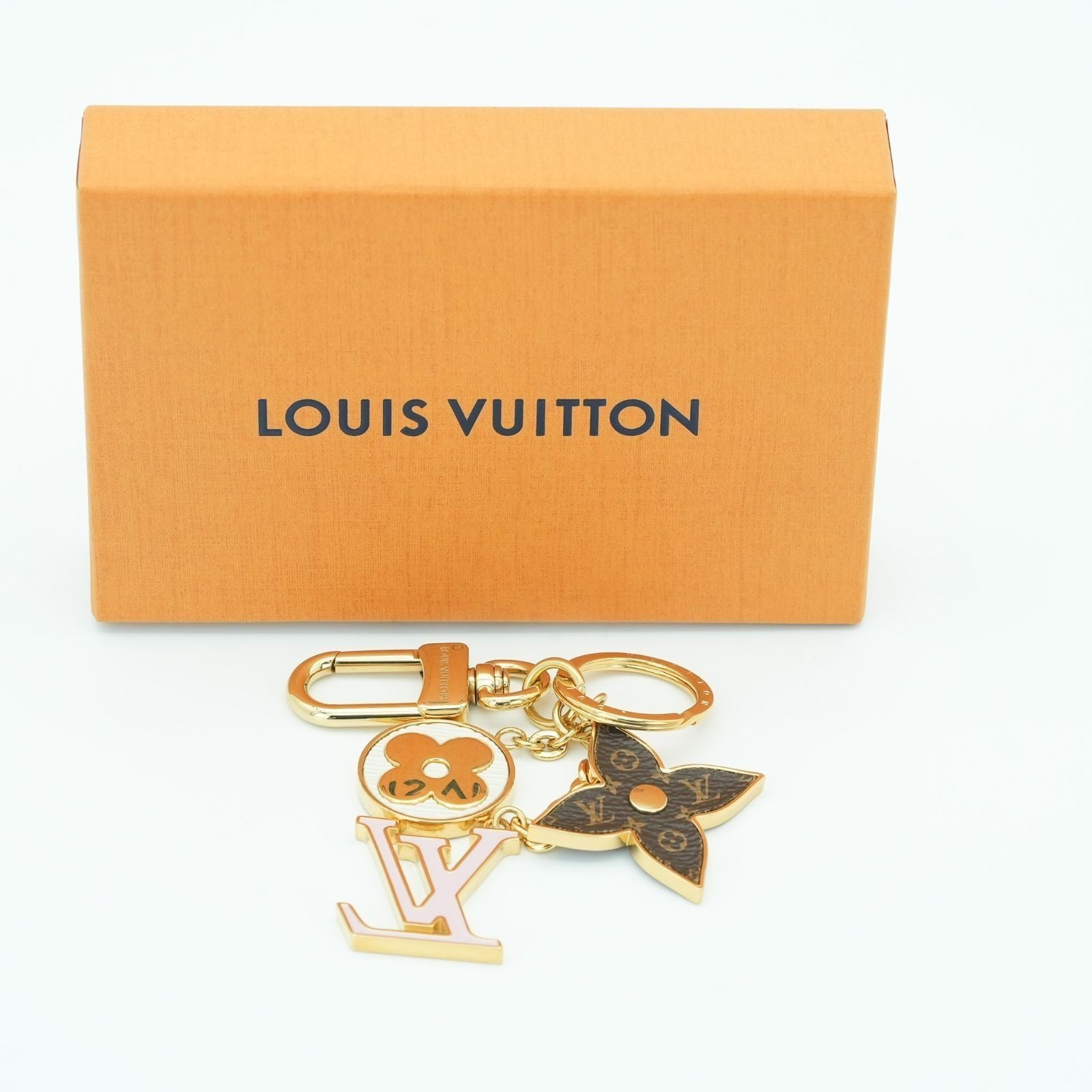 LOUIS VUITTON Spring Street Keychain M01187 Key Boulder Gold Women's Men's Box