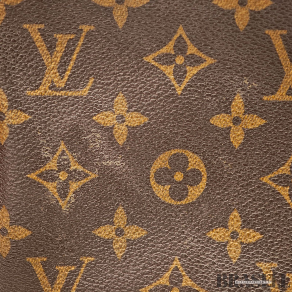 LOUIS VUITTON Pochette Accessoires Hand Bag Monogram Leather Canvas M51980