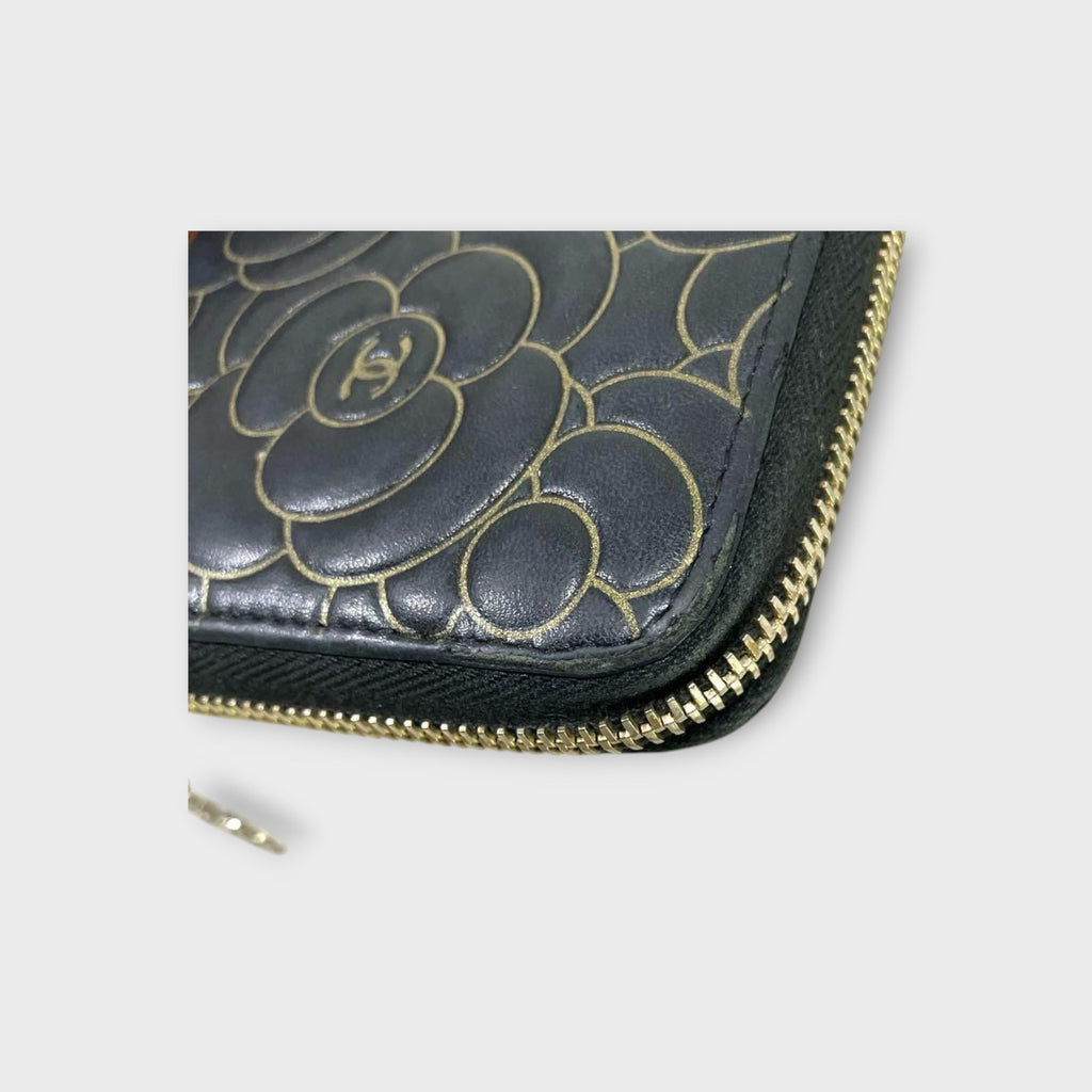 CHANEL Camellia Zippy Long Wallet with Gold Line and Coco Mark