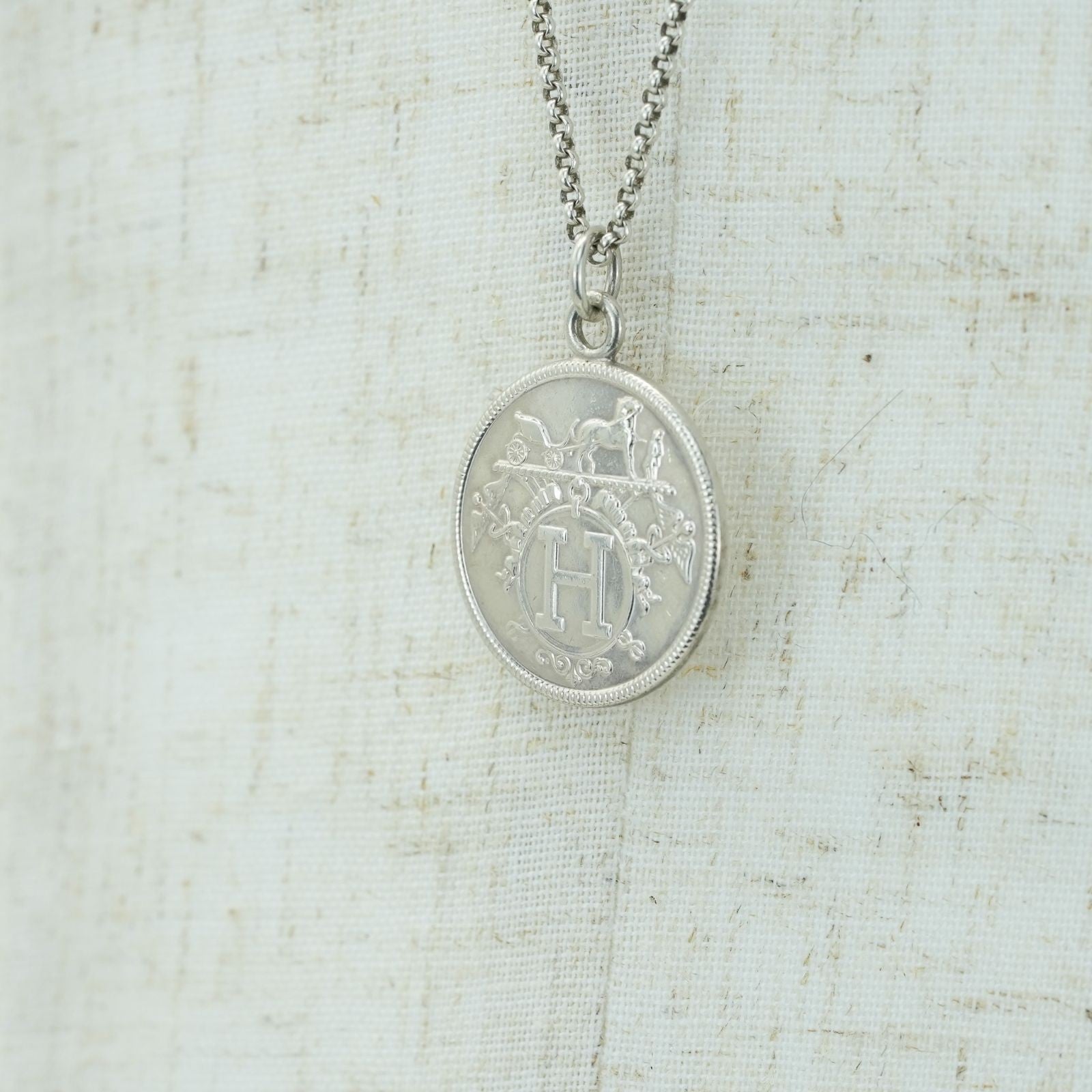 HERMES Ex Libris MM Necklace Coin Silver for Women' Men's