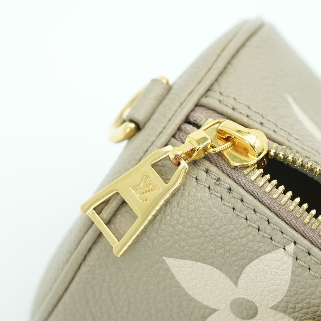 LOUIS VUITTON Empreinte Giant Papillon BB M46031 Handbag Beige Tourtière Cream