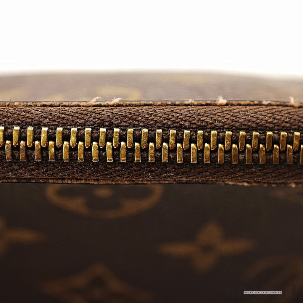 LOUIS VUITTON Logo Pochette Cosmetic PM Pouch Monogram Leather Brown M47515
